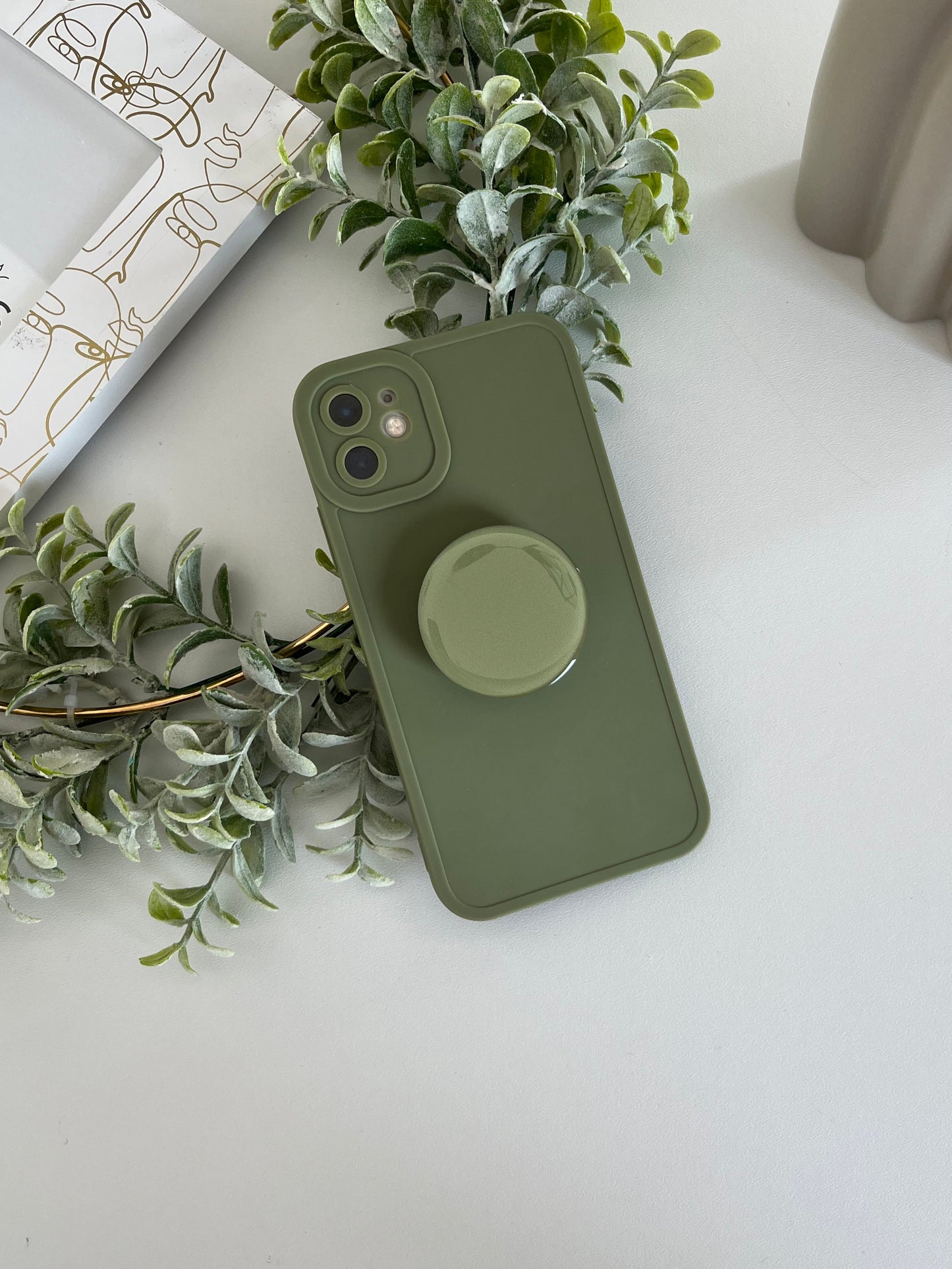 Rock Green Phone Case With Phone Grip